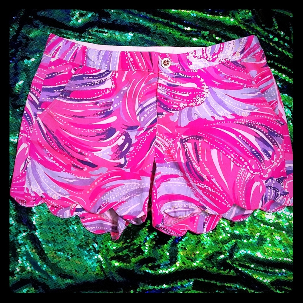 Lilly Pulitzer scalloped buttercup shorts